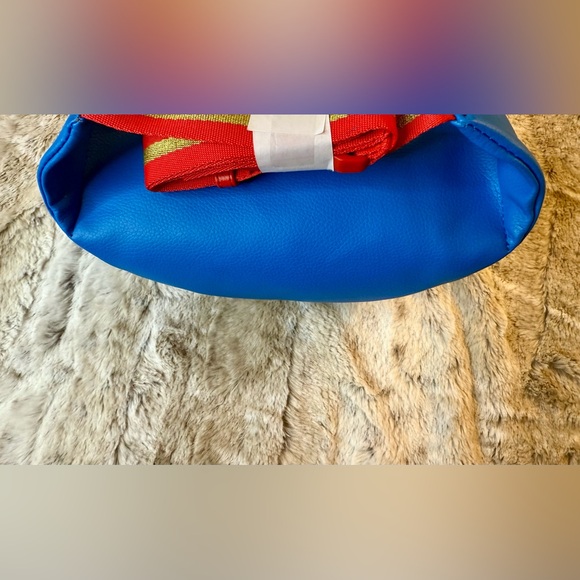 NWT *Discontinued* Disney Loungefly Minnie Main Attraction Series Dumbo Belt Bag - Picture 8 of 9